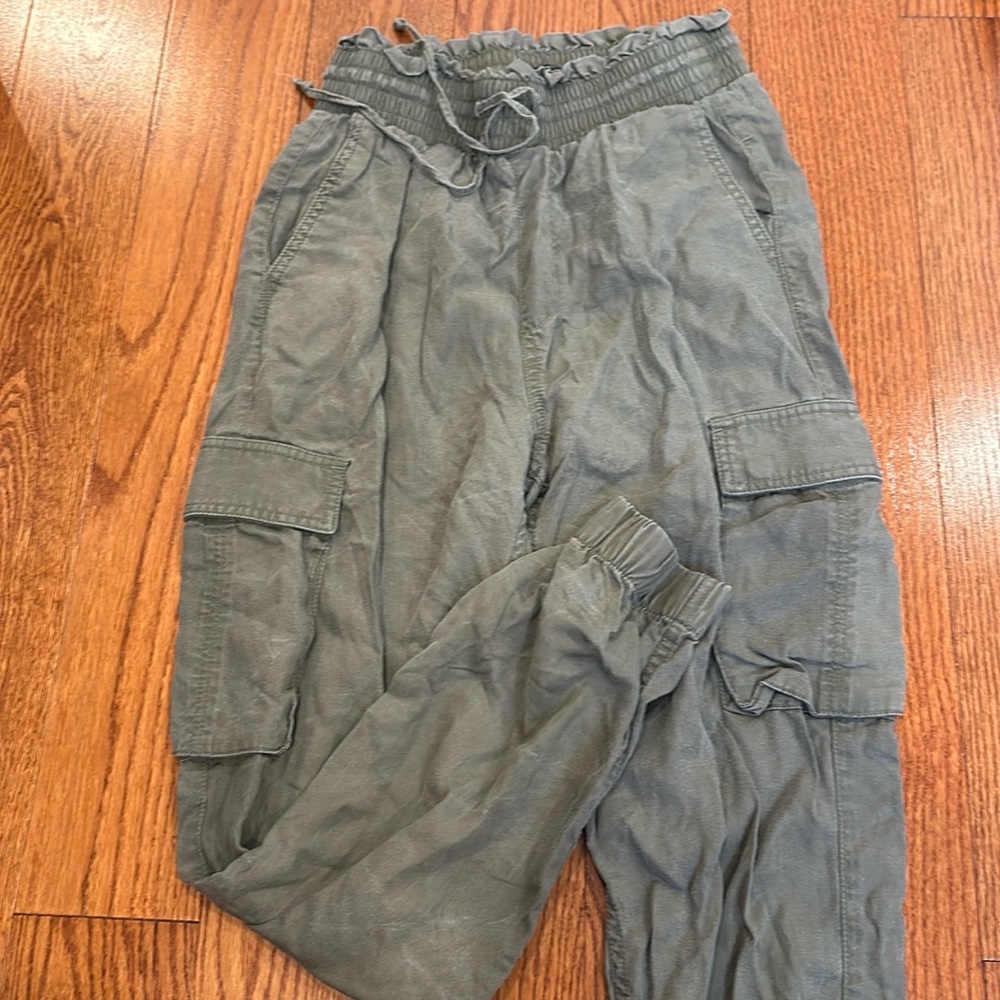 Abercrombie and fitch cargo pants